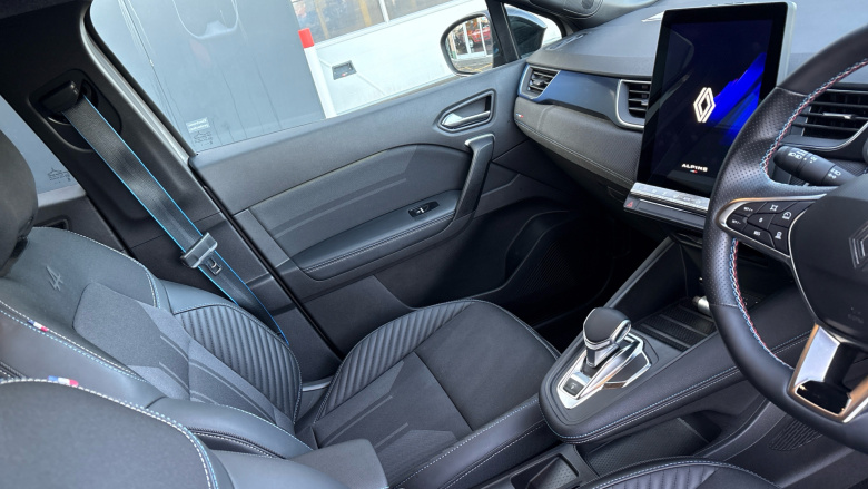 Renault Symbioz 1.6 E-Tech FHEV 145 Techno Esprit Alpine 5dr Auto Hybrid Estate